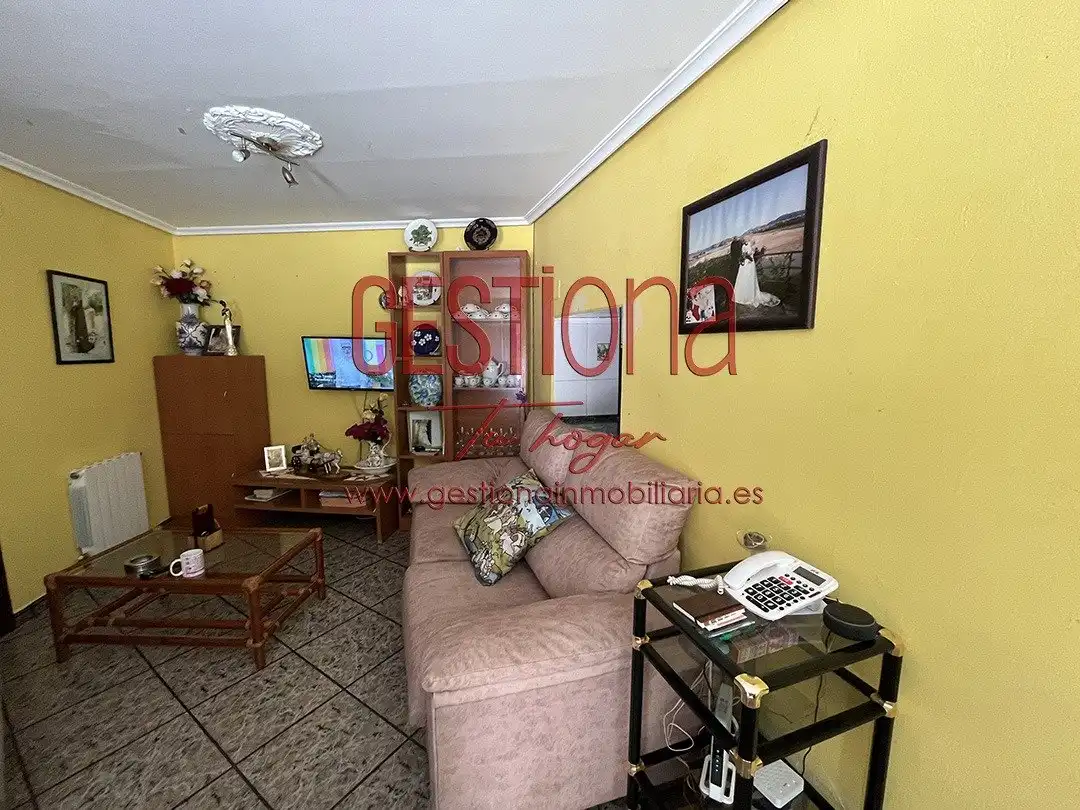 Sala de estar de Casa o chalet en venta en Noja con Jardín privado, Terraza y Amueblado
