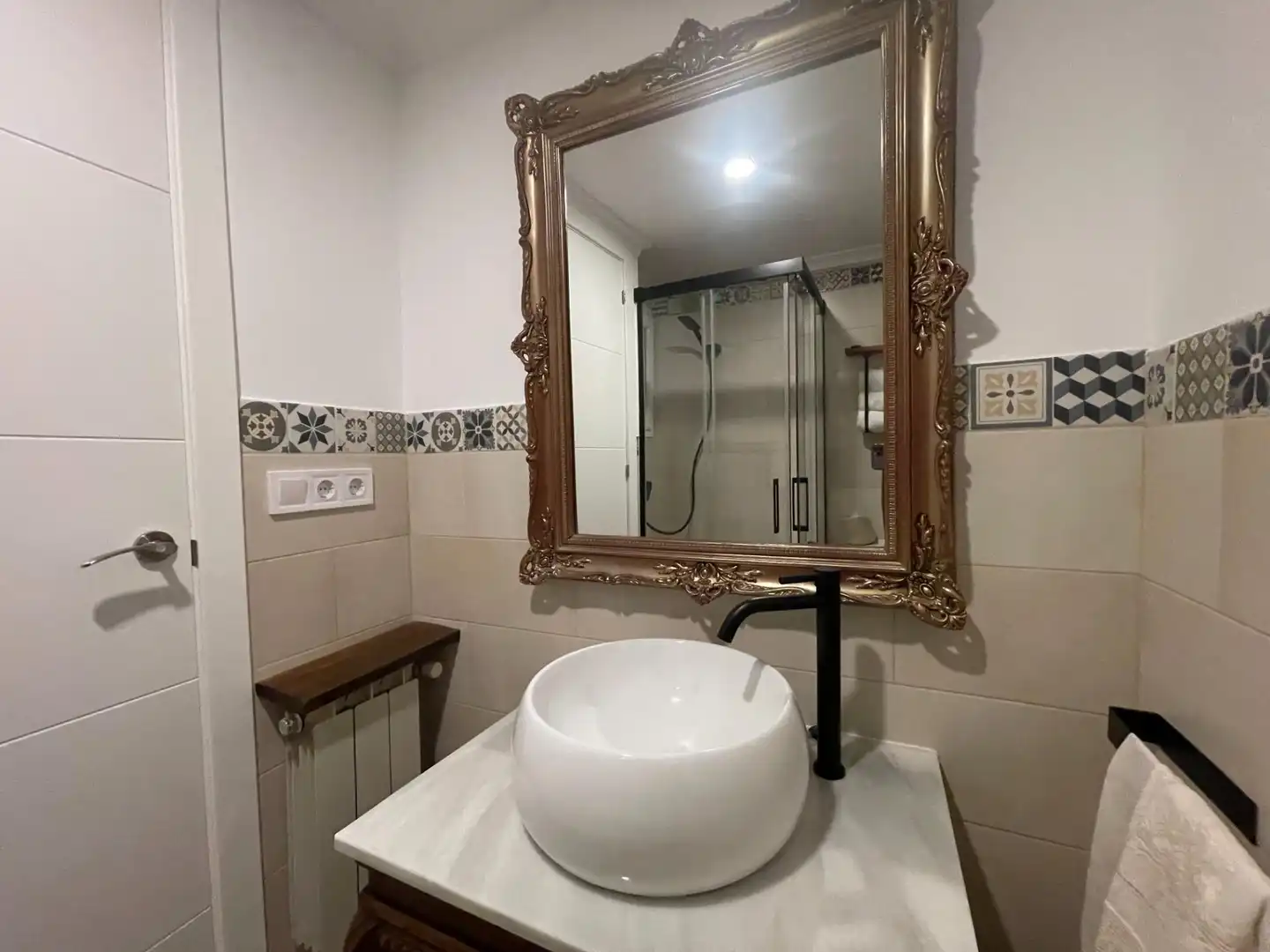 Badezimmer von Haus oder Chalet zur Miete in Requena mit Heizung und Terrasse