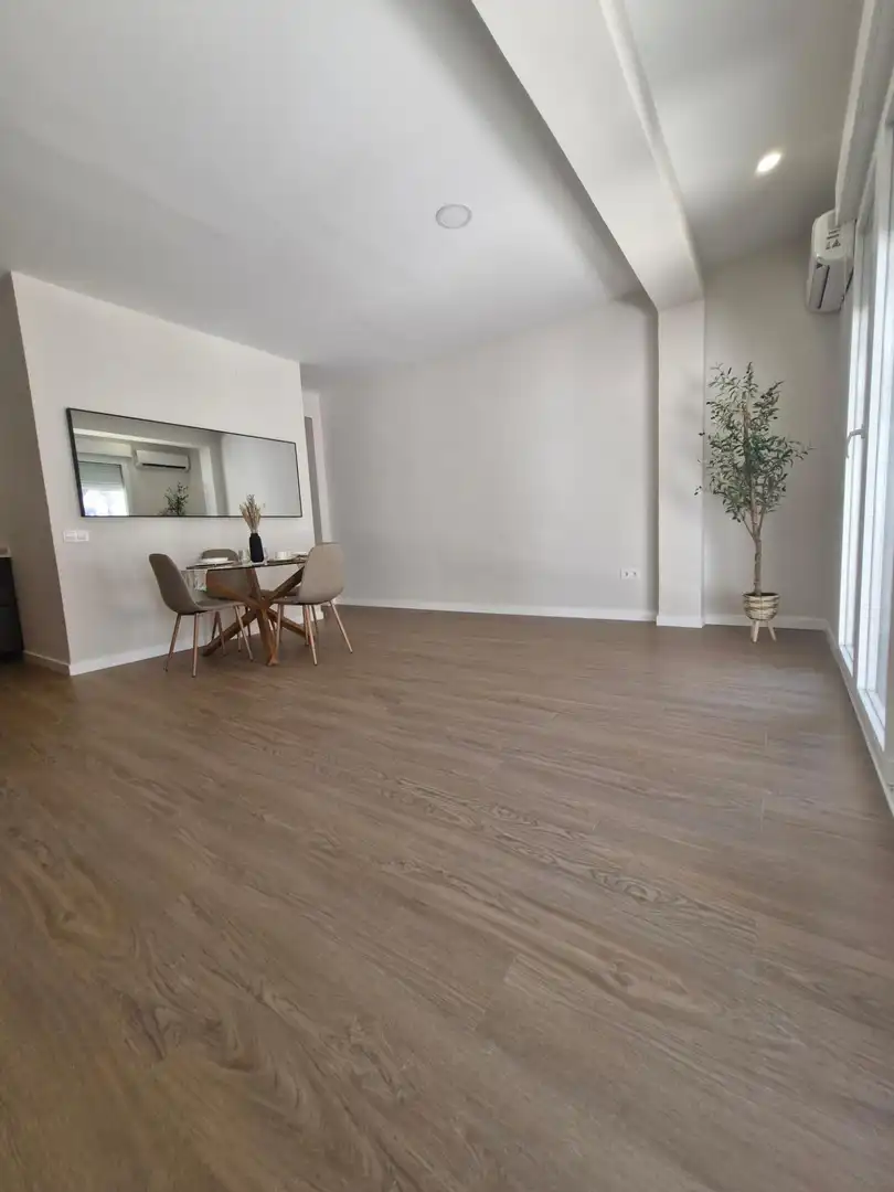 Sala d'estar de Apartament en venda en Valencia amb Aire condicionat, Terrassa i Traster