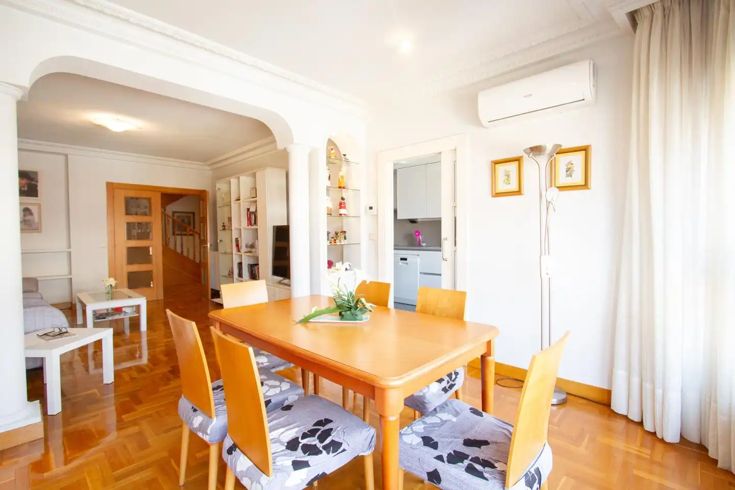 Esszimmer von Maisonette zum Verkauf in Villava / Atarrabia mit Klimaanlage, Heizung und Terrasse