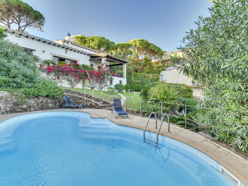 Jardí de Casa o xalet en venda en Sant Feliu de Guíxols amb Calefacció, Jardí privat i Terrassa
