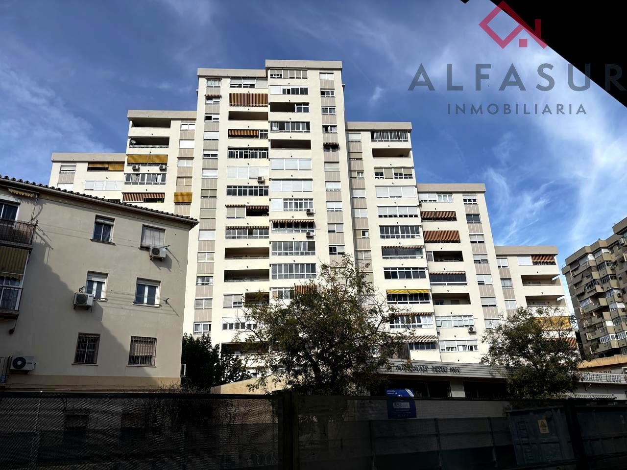 Vista exterior de Pis en venda en Málaga Capital amb Aire condicionat, Terrassa i Alarma