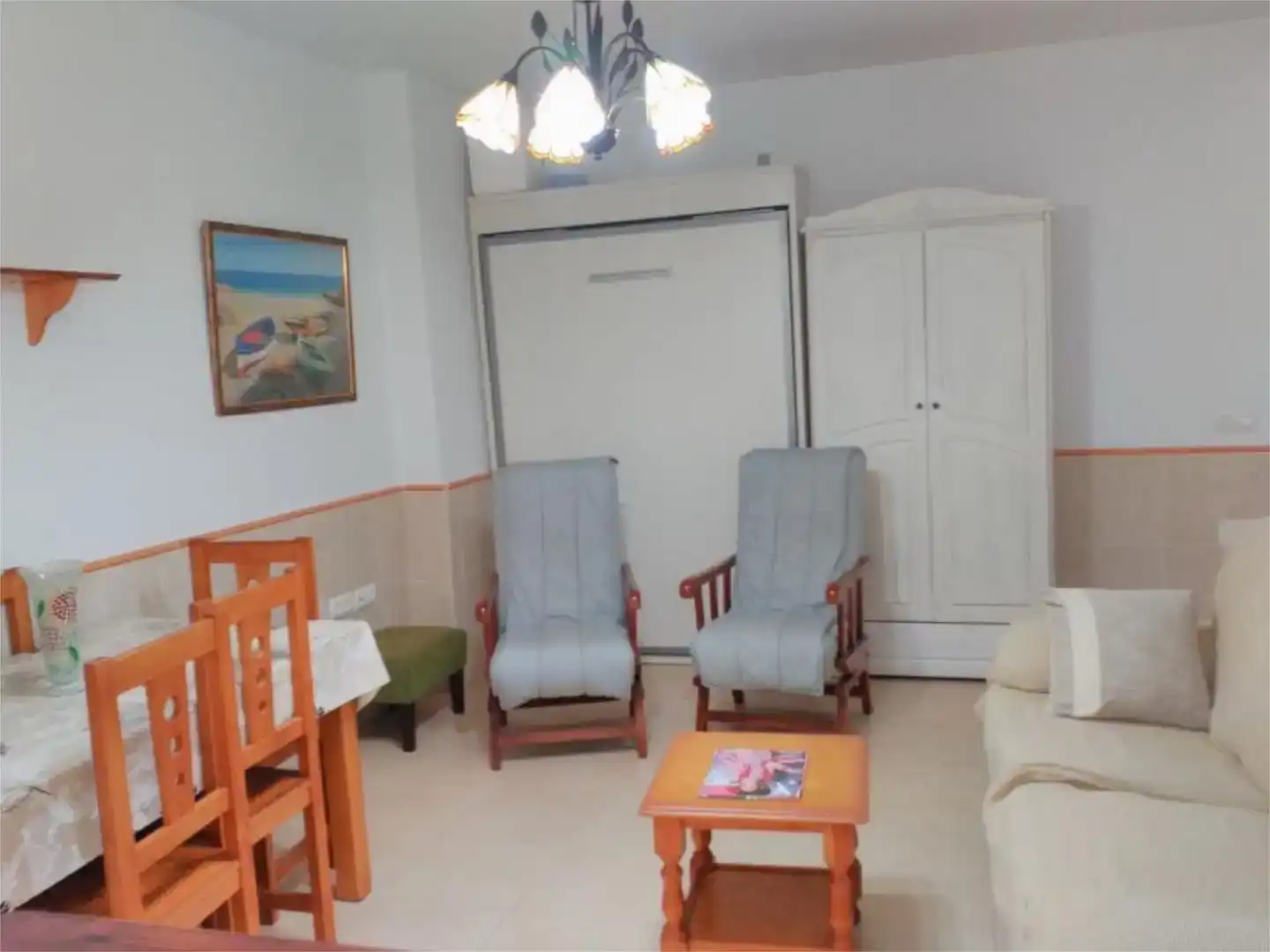 Sala de estar de Planta baja de alquiler en Conil de la Frontera con Aire acondicionado y Amueblado