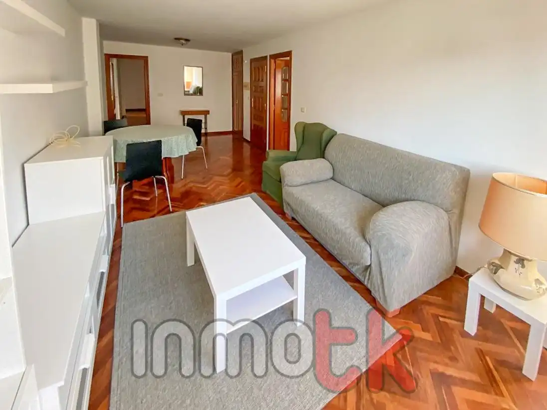 Living room of Flat for sale in A Coruña Capital   with Parquet flooring and Storage room