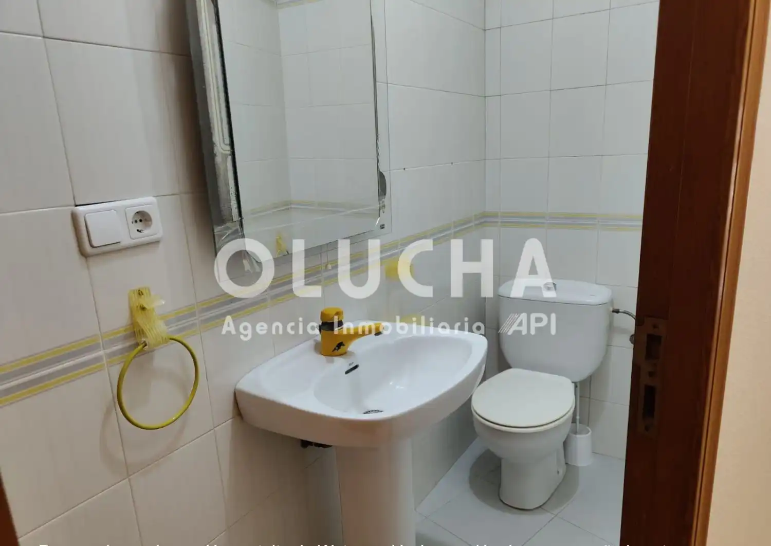 Bathroom of Flat for rent in Ribesalbes
