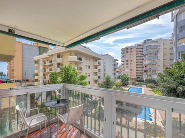Pis amb piscina en venda a Avenida GAVIOTAS LAS