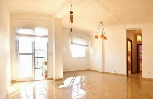 Piso en Venta en El Palo