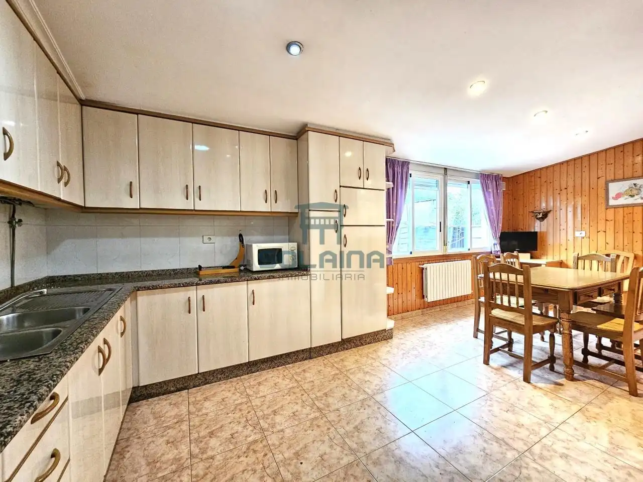 Cocina de Casa o chalet en venta en Ribadavia con Calefacción, Jardín privado y Trastero