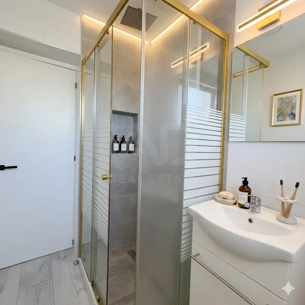 Baño de Piso en venta en Málaga con Aire acondicionado y Calefacción