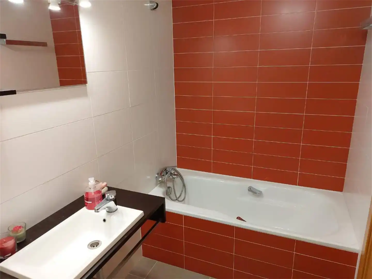 Baño de Piso en venta en Torregrossa con Aire acondicionado, Parquet y Trastero