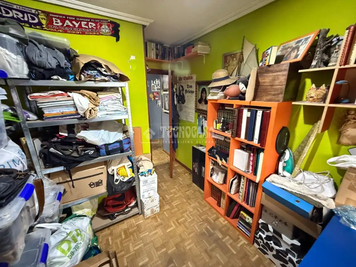Flat for sale in Madrid