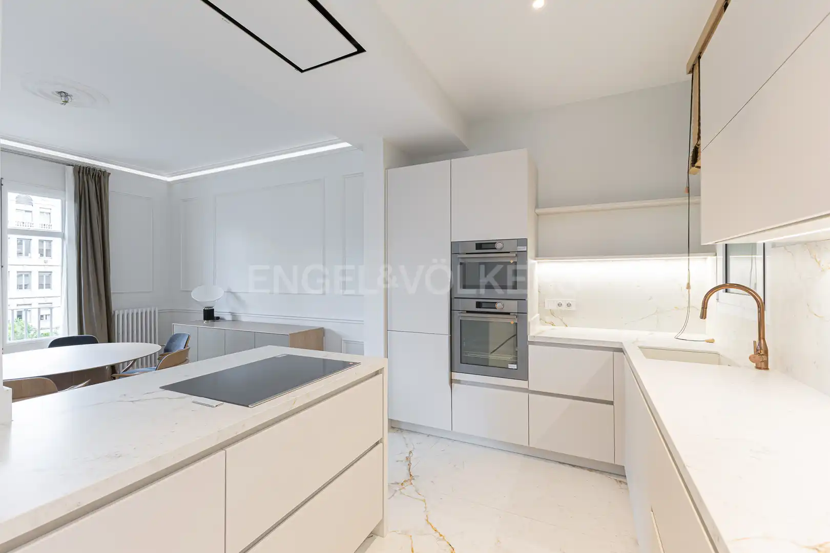 Kitchen of Flat for rent in Barcelona  with Air Conditioner, Heating and Parquet flooring