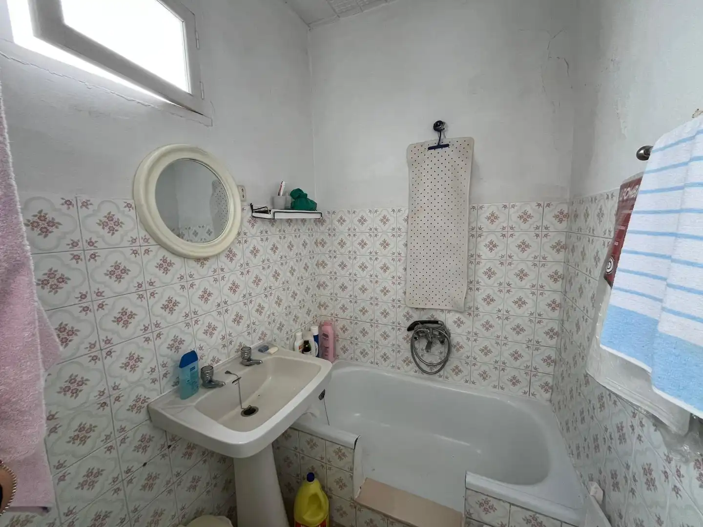 Bathroom of Houses for sale in Osuna