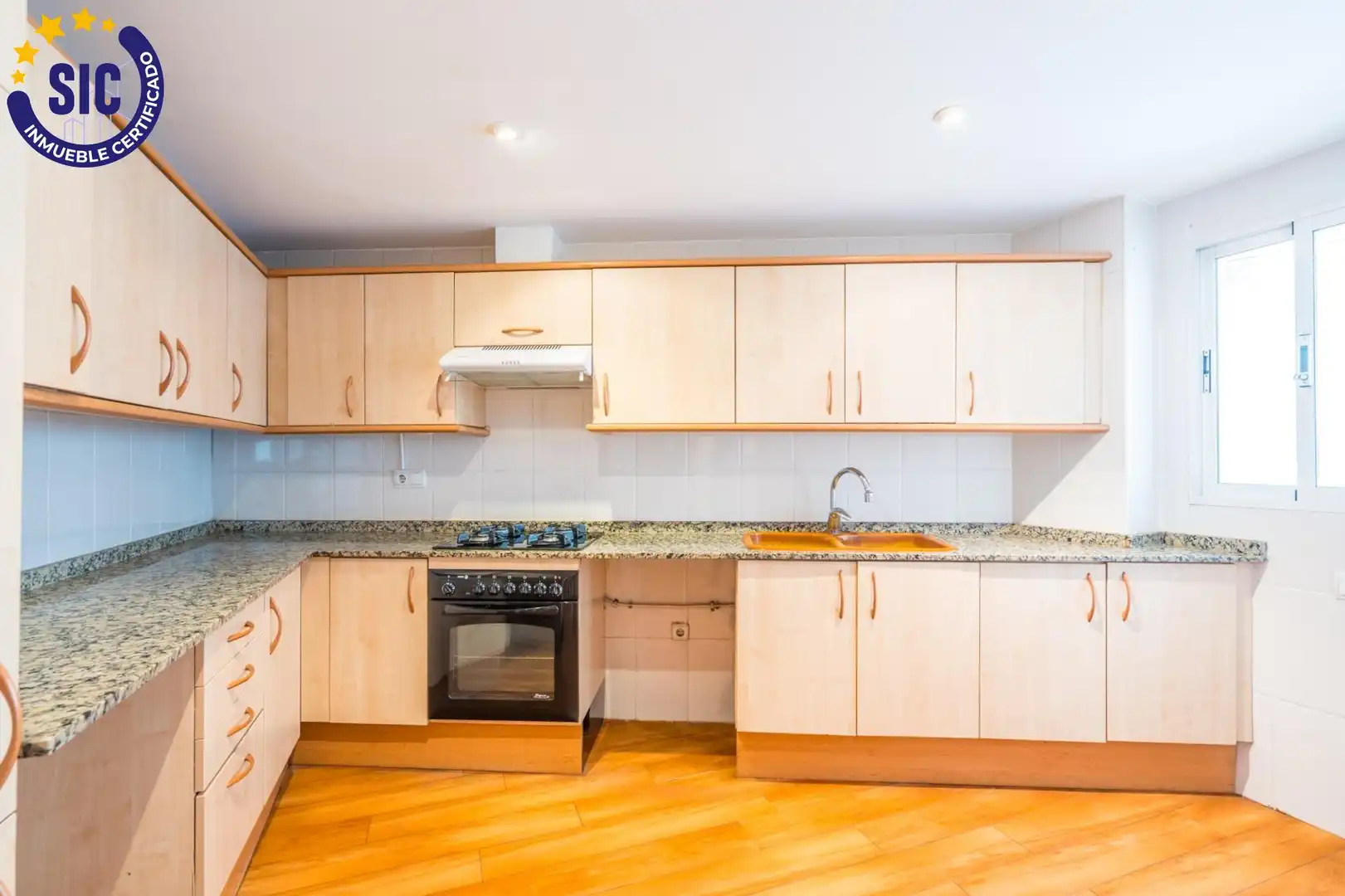 Cocina de Piso en venta en Valencia con Aire acondicionado, Calefacción y Terraza