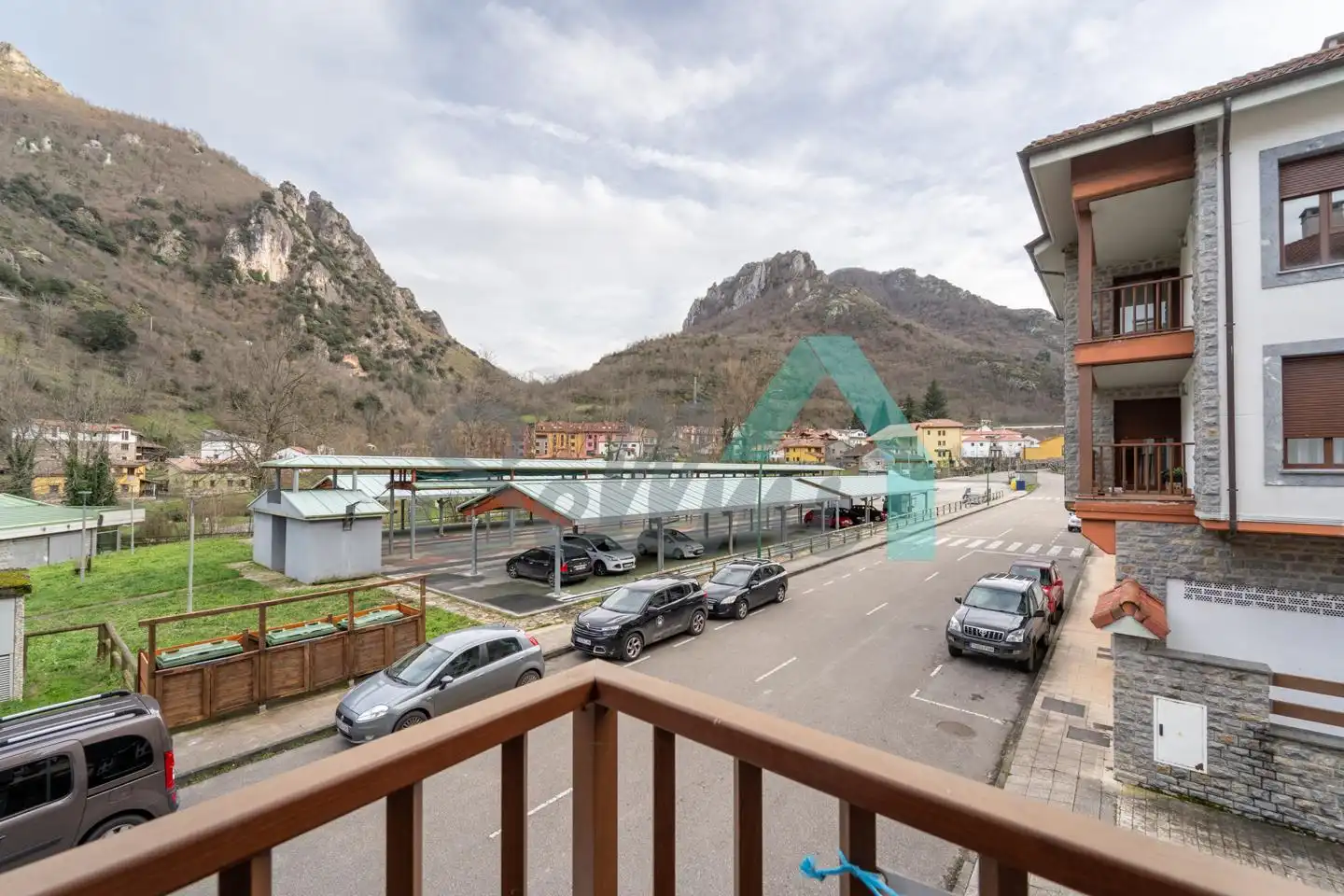 Vista exterior de Piso en venta en Somiedo con Calefacción, Parquet y Terraza