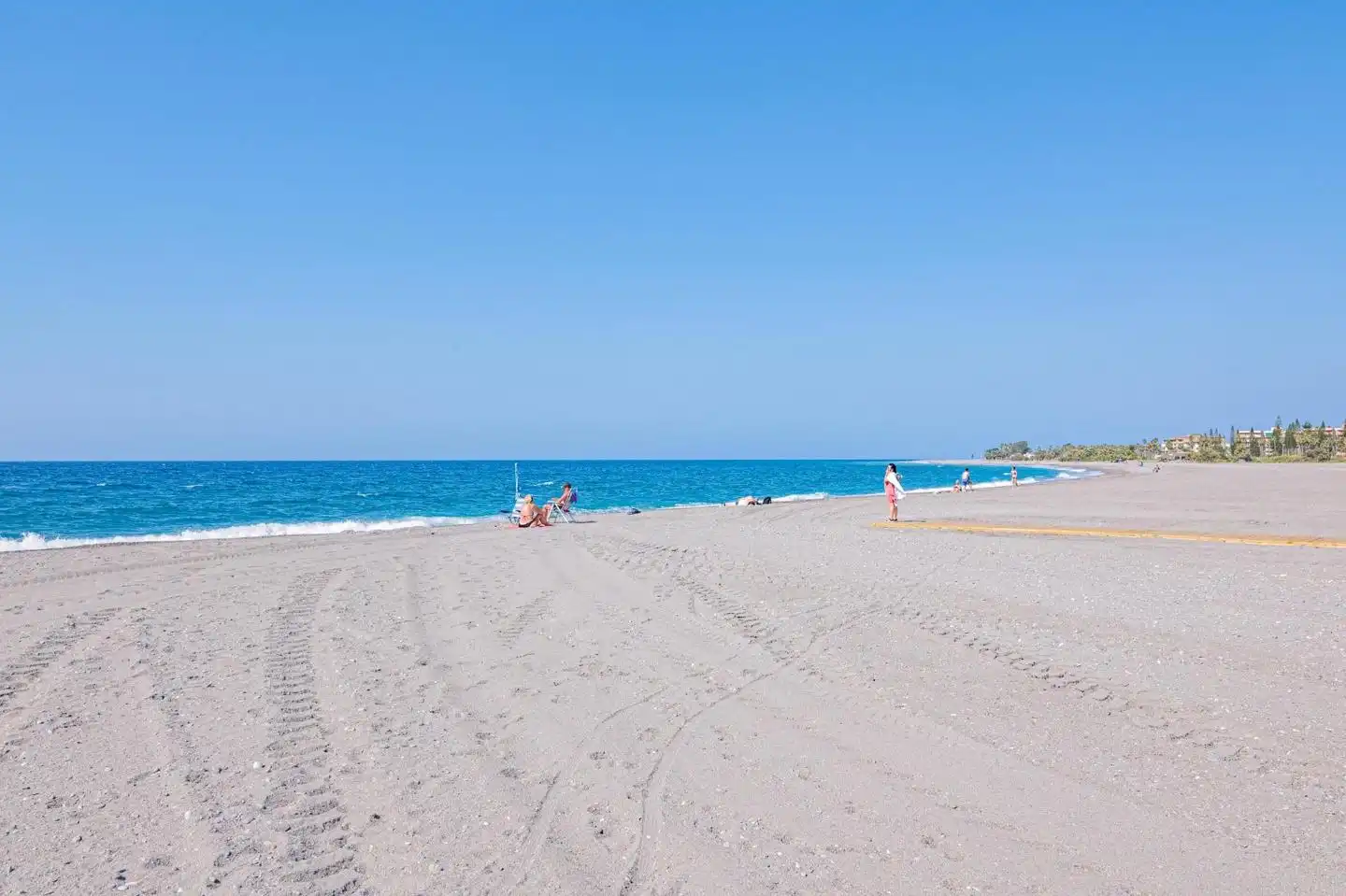 Vista exterior de Piso en venta en Motril con Terraza y Piscina comunitaria