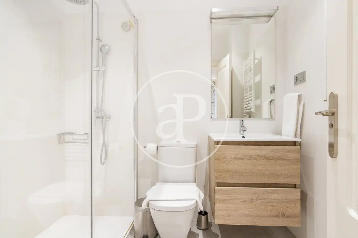 Flat for rent in C. del Príncipe, Cortes - Huertas
