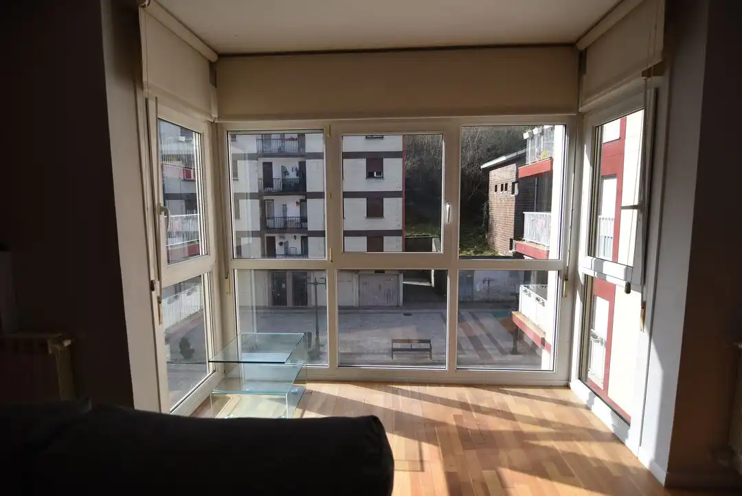 Dormitori de Apartament en venda en Soraluze / Plasencia de las Armas amb Calefacció i Moblat