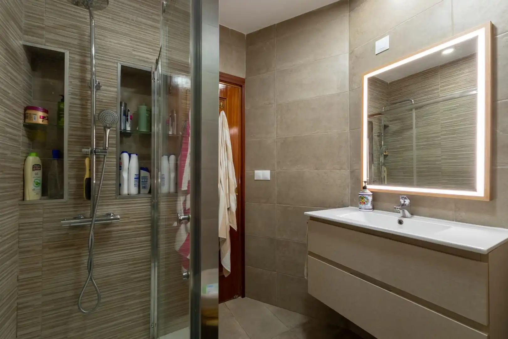Piso con terraza en venta en Puerto Deportivo, imagen 8