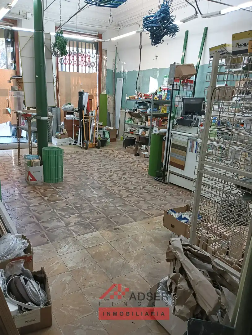 Local de alquiler en  Logroño