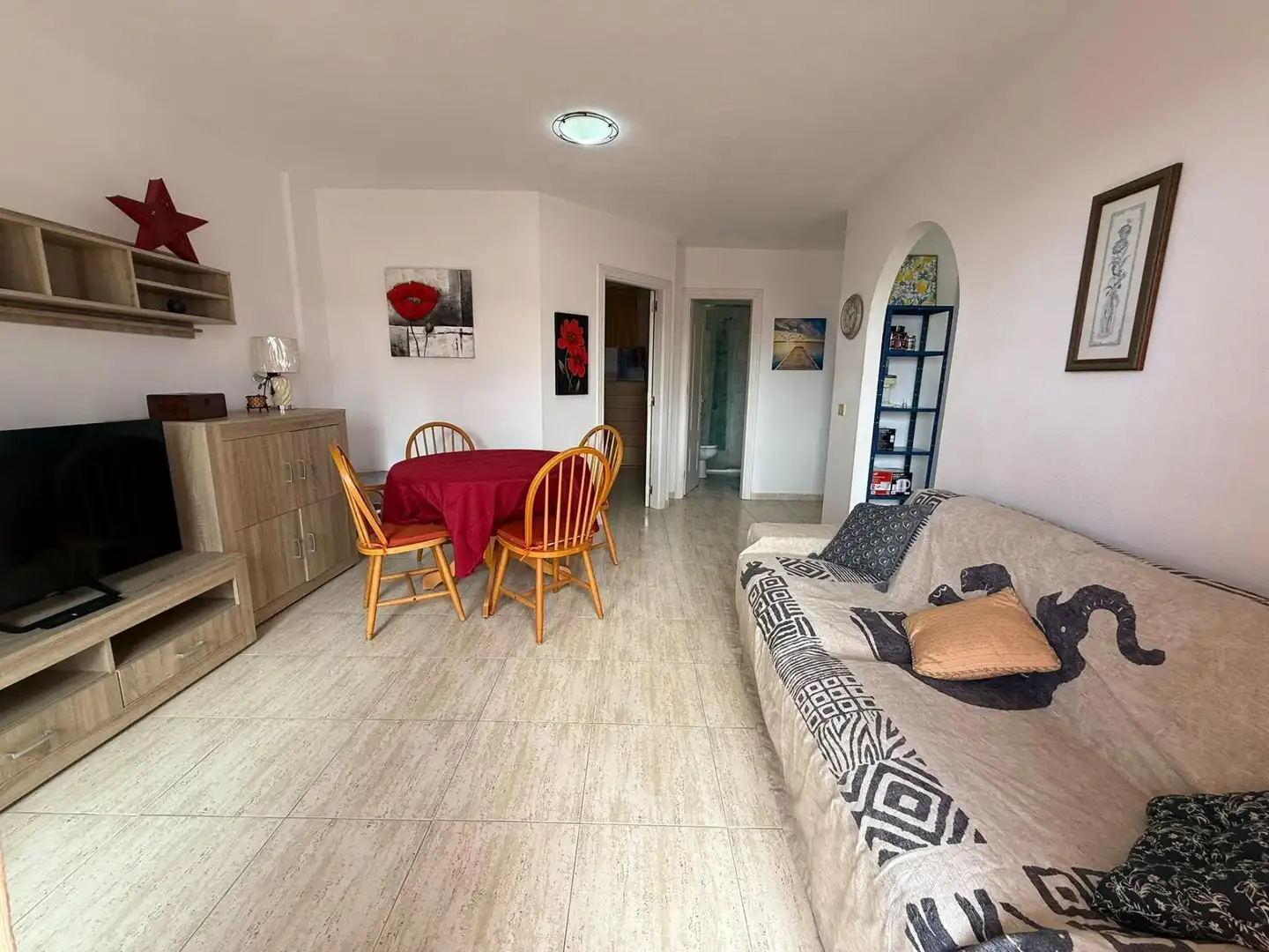 Apartments for rent in Calle HMNO PEDRO DE BETHENCOURT, 13, Los Cristianos