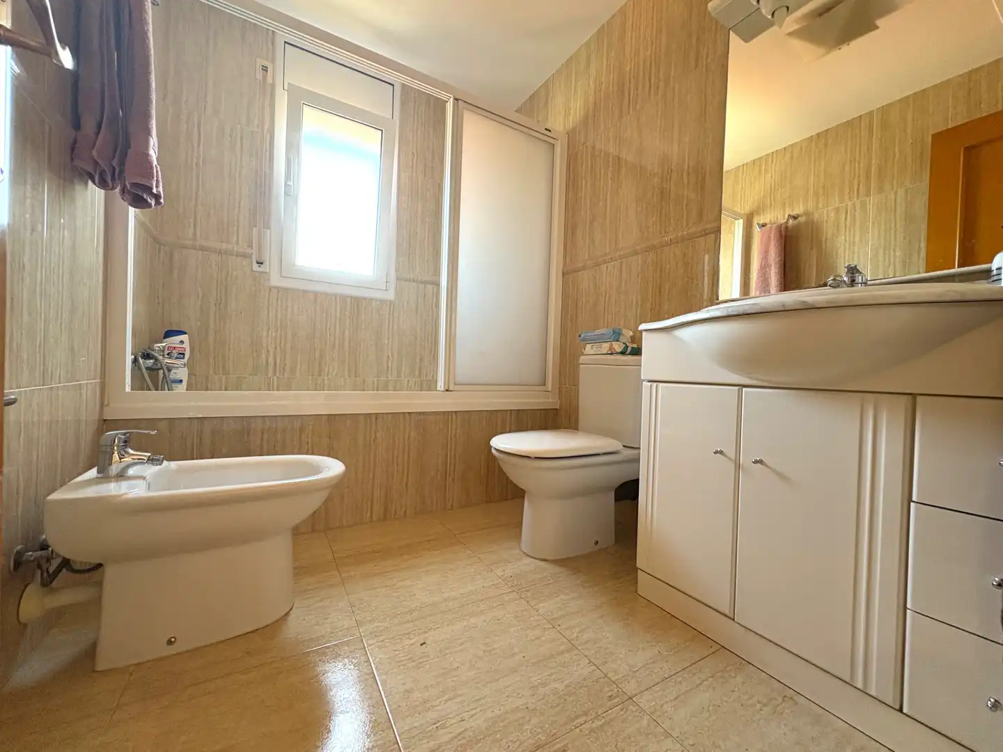 Baño de Casa adosada en venta en La Pobla de Montornès   con Calefacción, Jardín privado y Terraza
