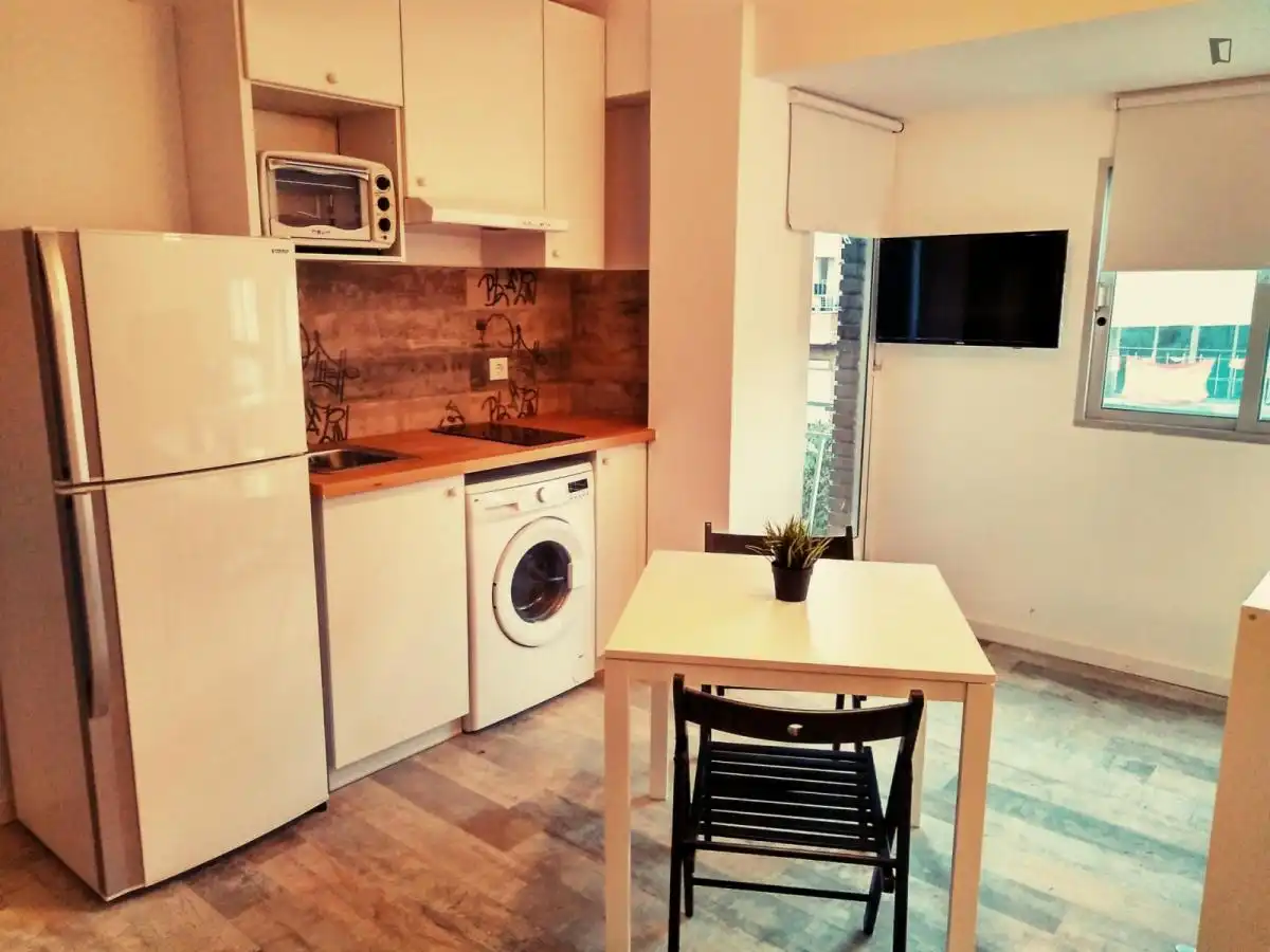 Study for rent in La Creu del Grau