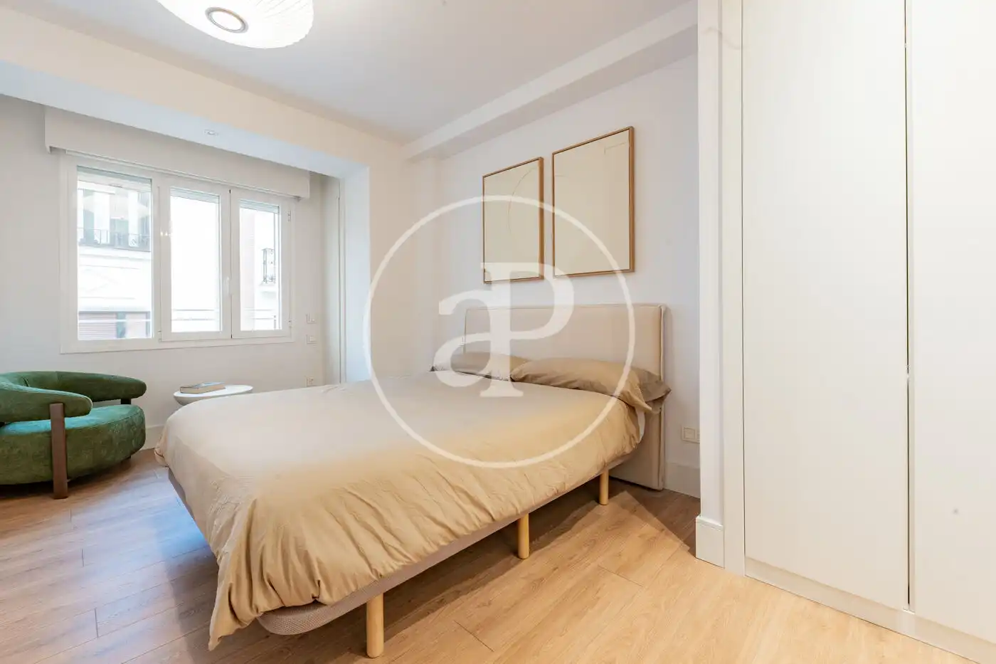 Bedroom of Flat for sale in Madrid  with Air Conditioner, Heating and Storage room
