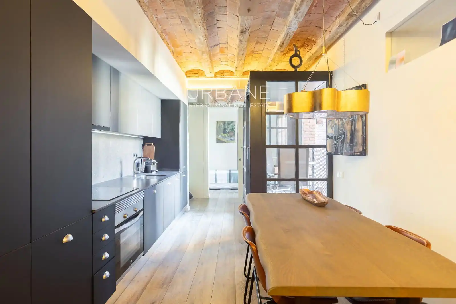 Küche von Wohnung zum Verkauf in Barcelona mit Klimaanlage, Heizung und Terrasse