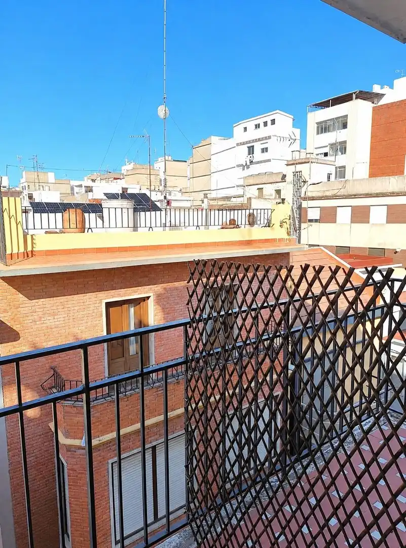 Vista exterior de Pis en venda en Sueca amb Balcó
