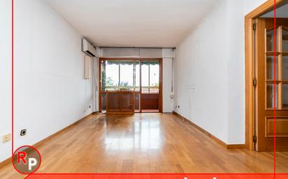 Living room of Flat for sale in San Fernando de Henares  with Terrace, Storage room and Oven
