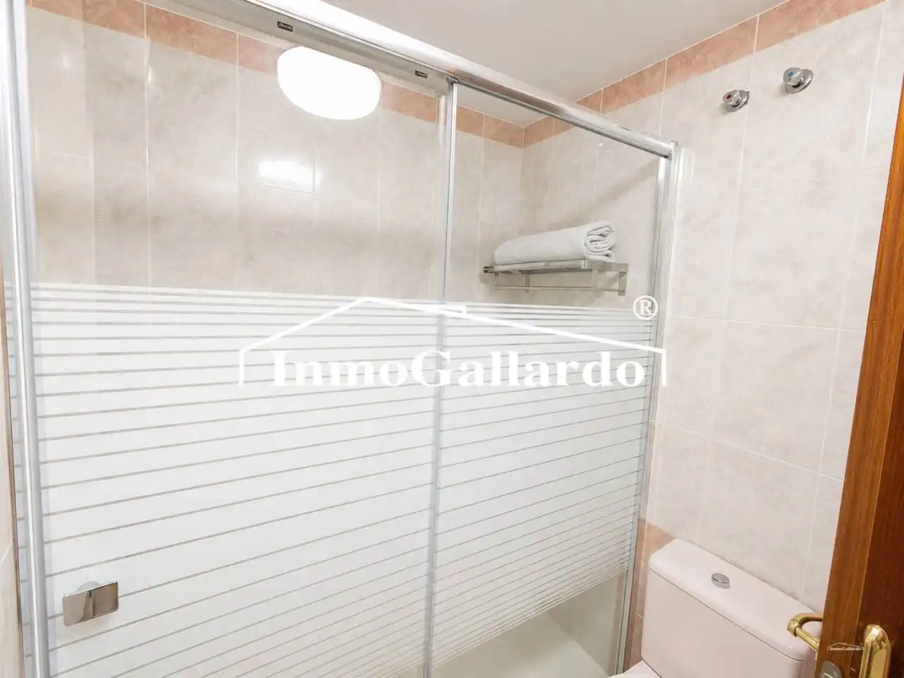 Badezimmer von Wohnung zur Miete in Rincón de la Victoria mit Balkon