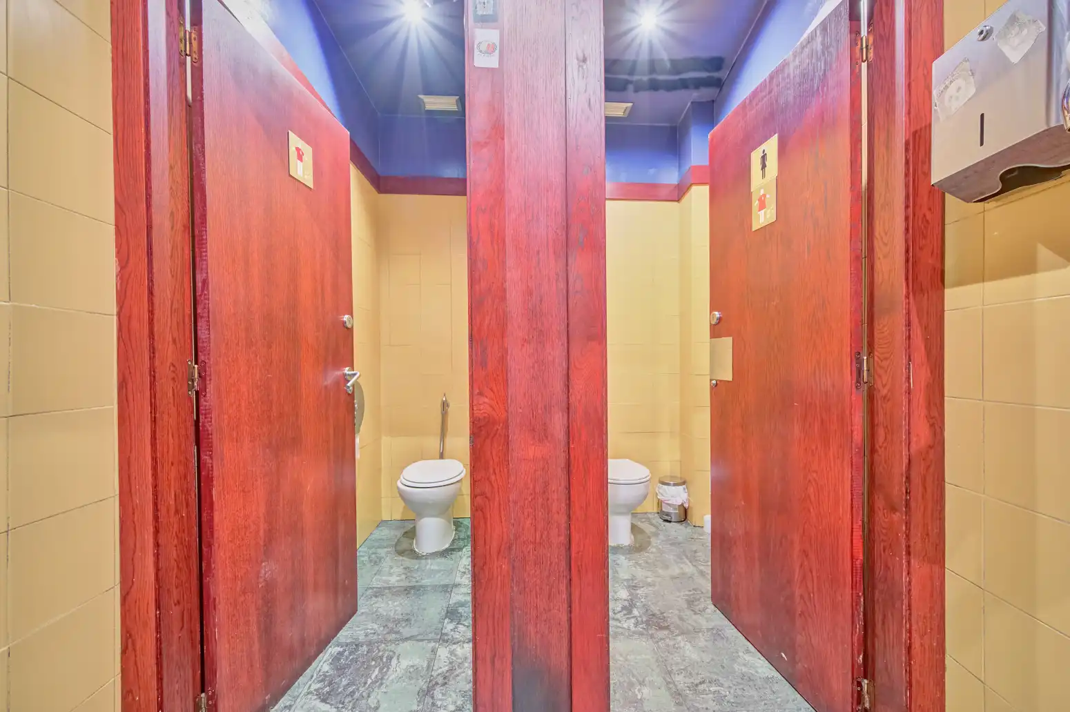 Baño de Local en venta en Falces con Aire acondicionado y Amueblado
