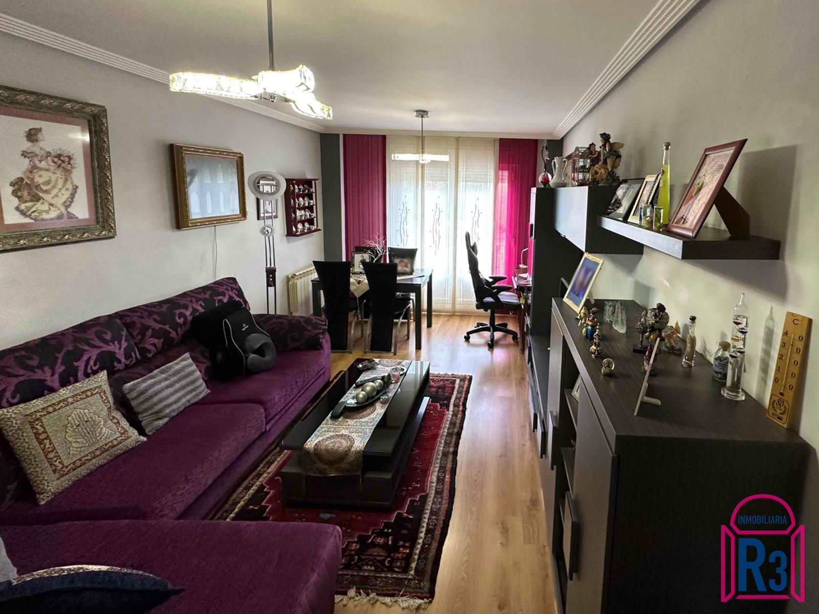 Living room of Apartment for sale in San Andrés del Rabanedo  with Heating, Terrace and Storage room