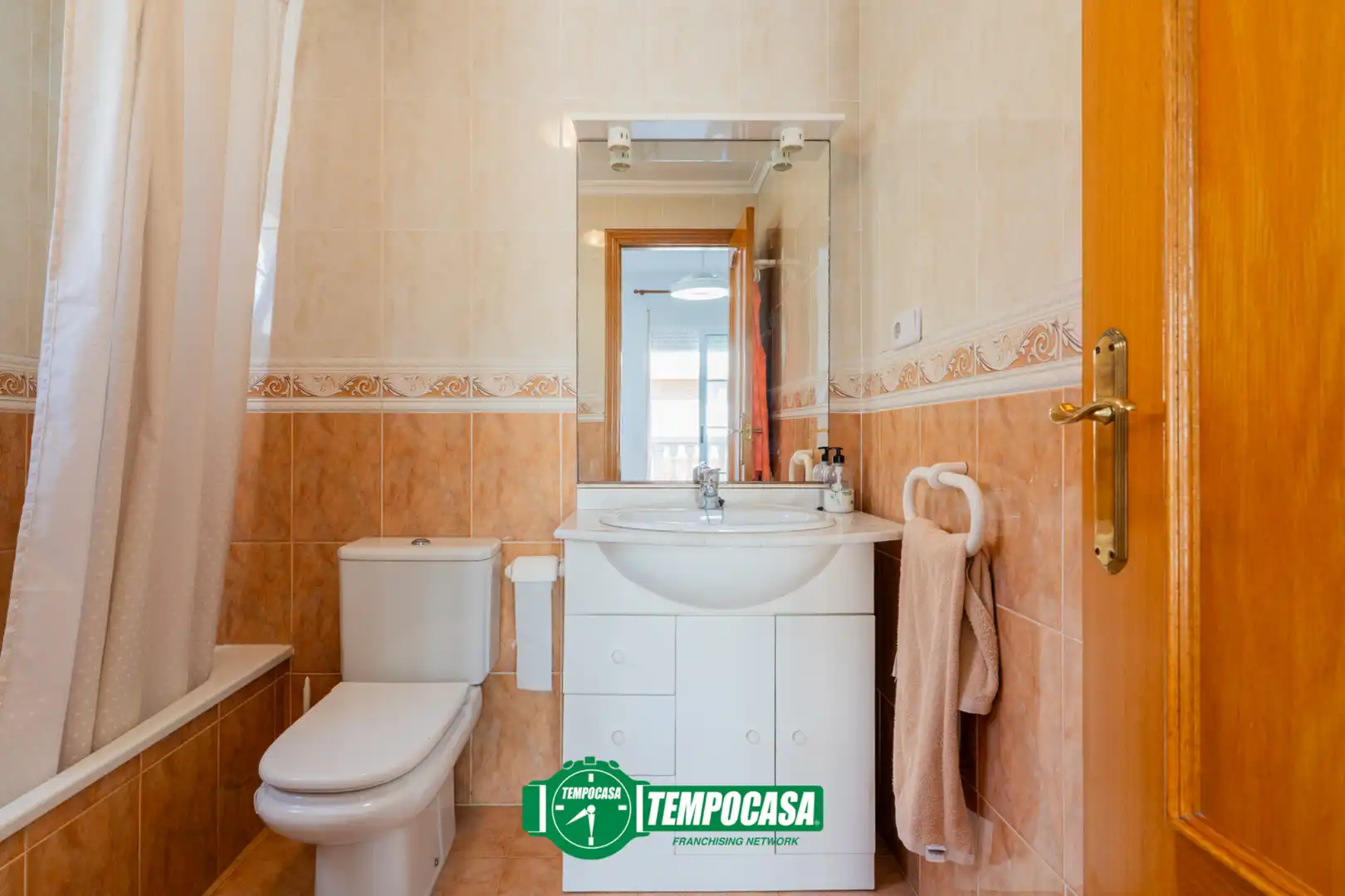 Bathroom of Houses for sale in Sueca  with Heating, Terrace and Storage room