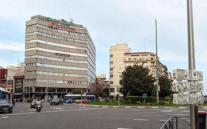 Exterior view of Premises for sale in  Madrid Capital