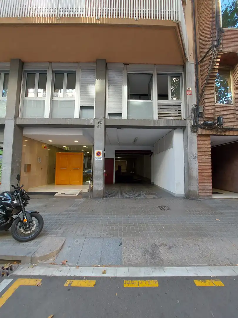 Individual con ascensor en venta en Carrer de Còrsega 91, imagen 7