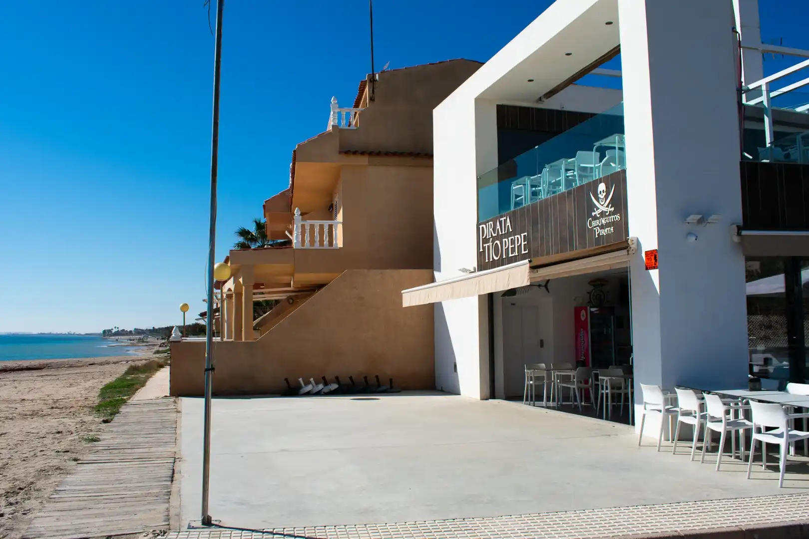 Casa adosada en venda en Pilar de la Horadada amb Calefacció, Terrassa i Traster