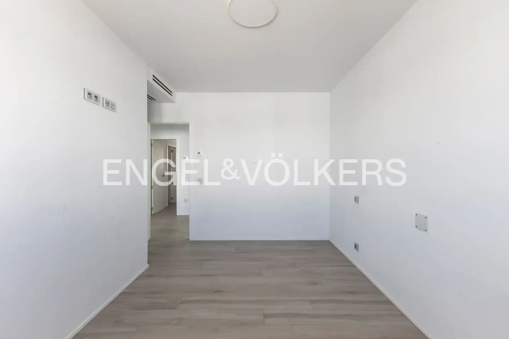 Casa adosada en venta en Tres Cantos con Aire acondicionado, Calefacción y Jardín privado