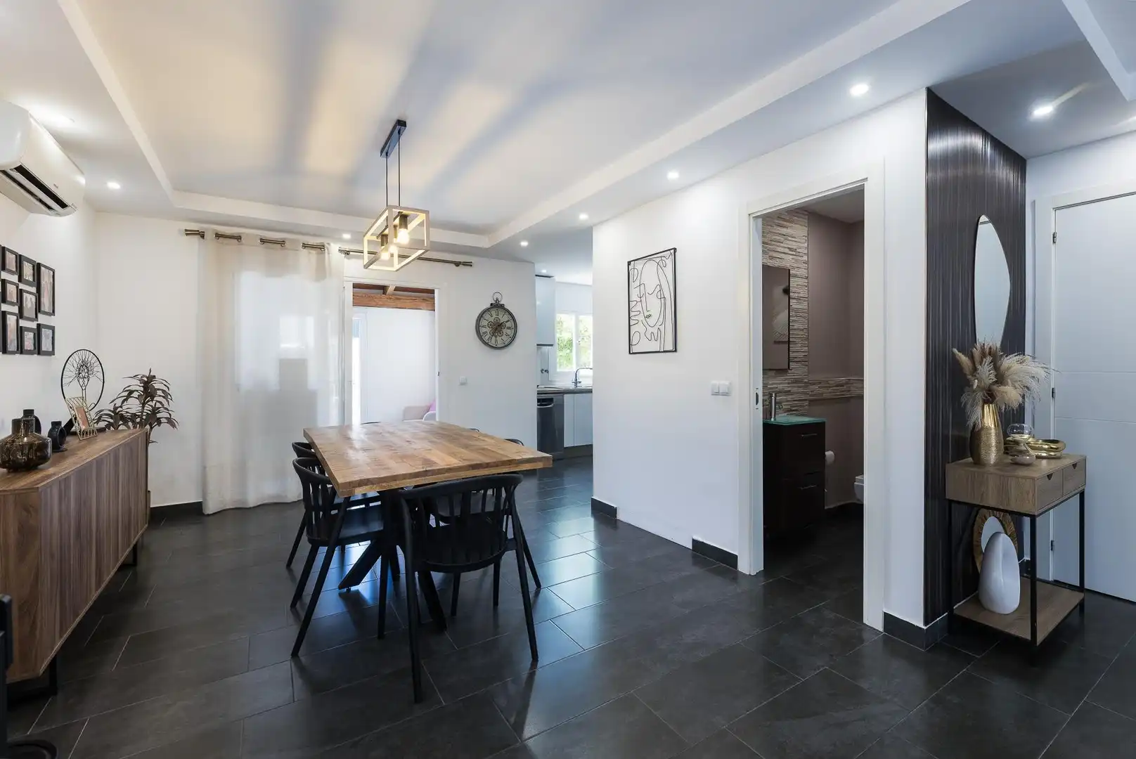 Comedor de Casa adosada en venta en  Palma de Mallorca con Aire acondicionado, Terraza y Horno