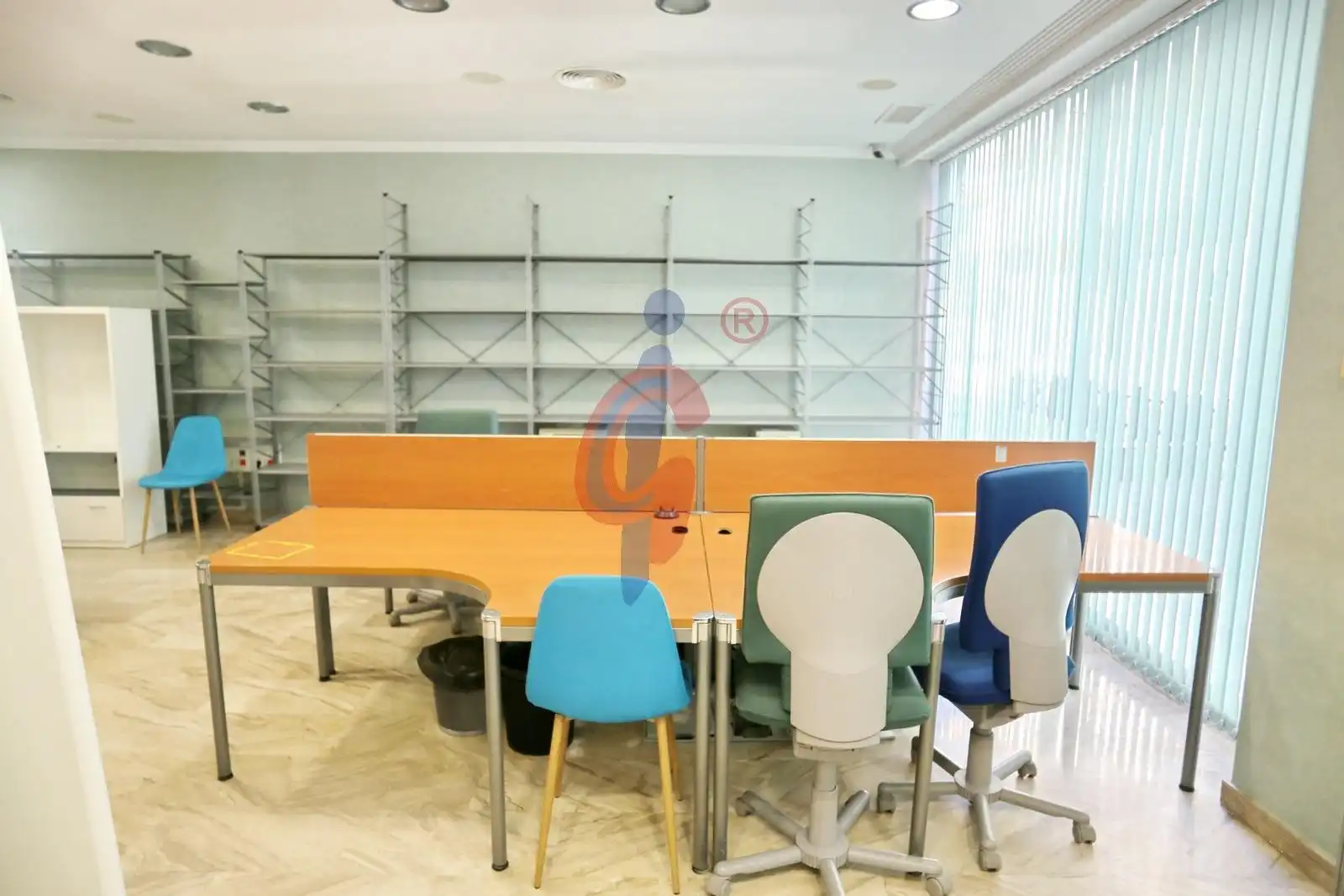 Commercial properties for sale in Guardamar del Segura  with Air Conditioner