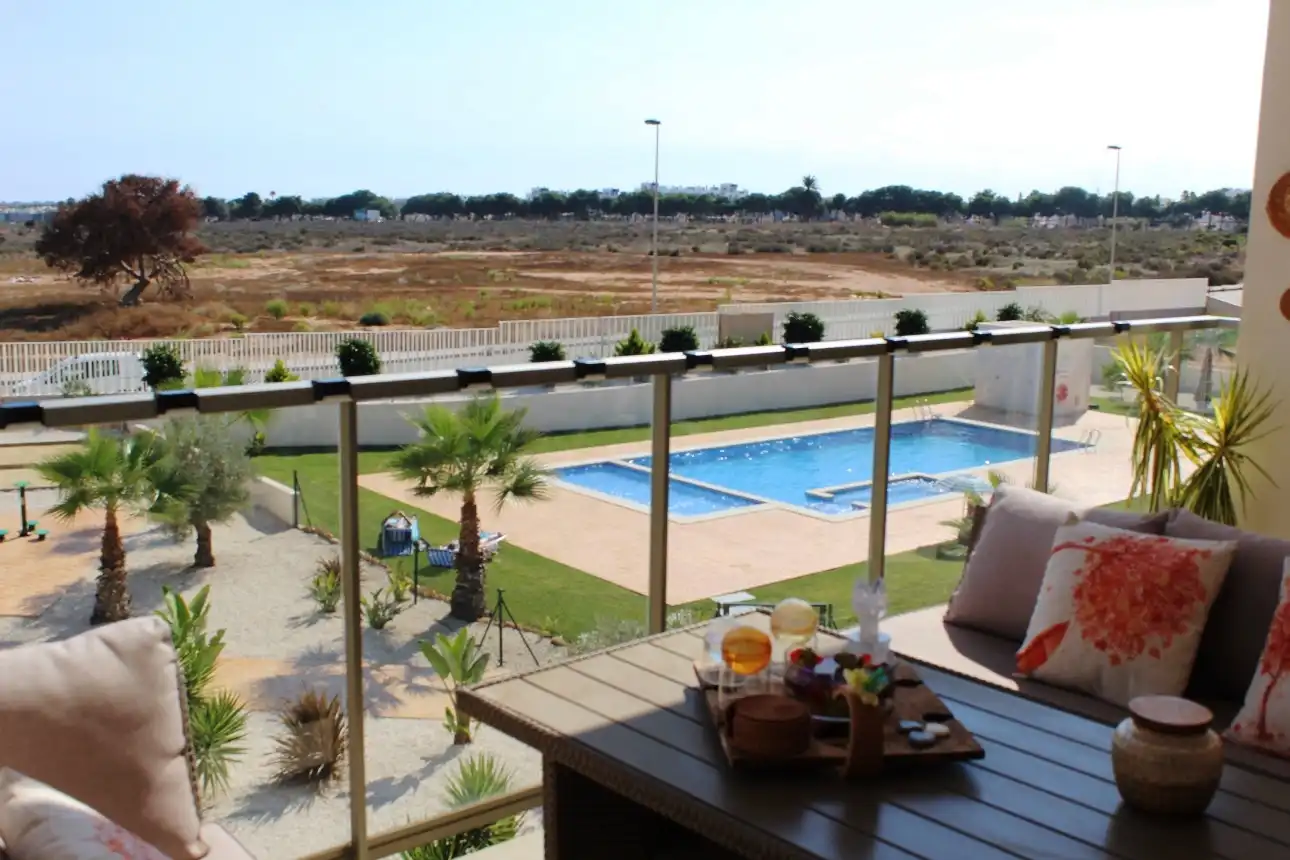 Appartement compact avec terrasse à vendre à Orihuela Costa, imagen 2
