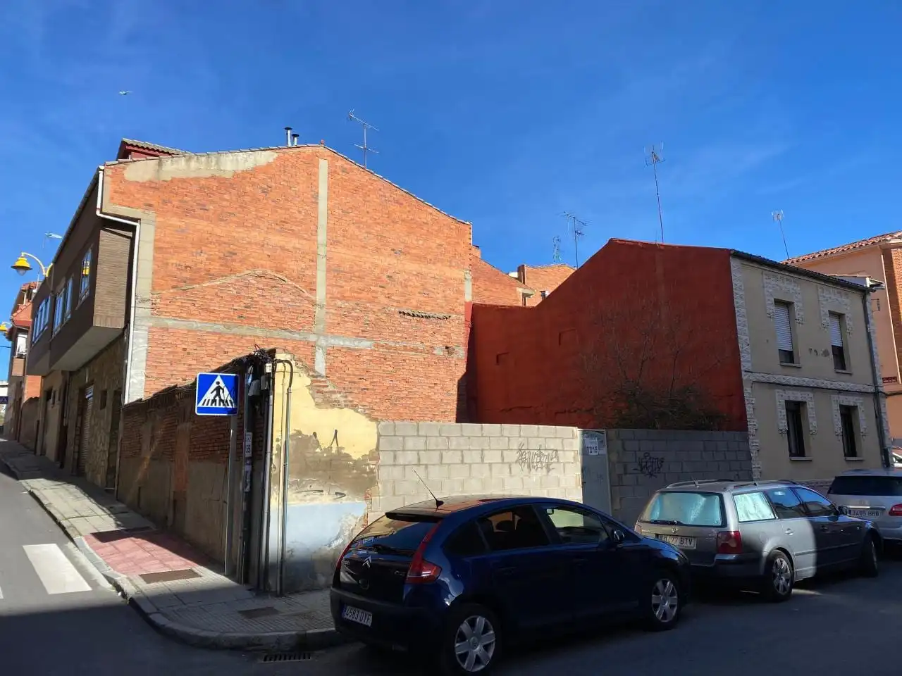 Terreni e lotti in vendita a Calle Benito Arias Montano