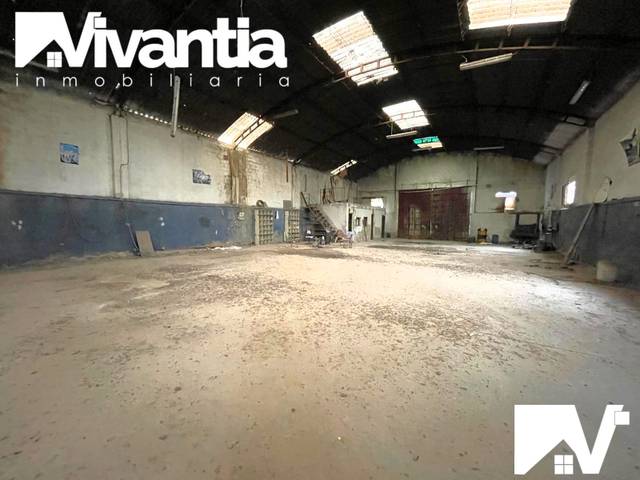 Nave industrial en Alquiler en Torrecilla