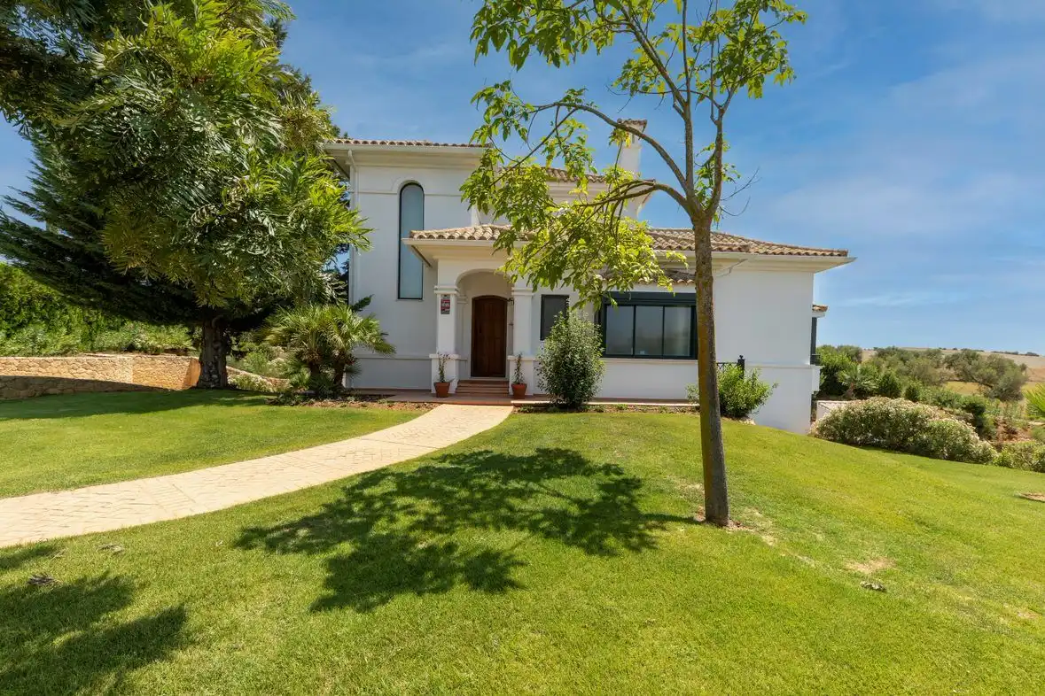 Chalet con piscina en venta en Arcos de la Frontera, imagen 2