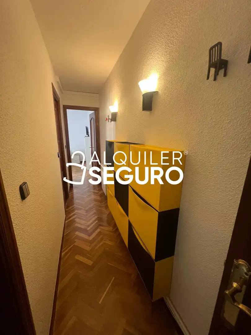 Flat for rent in Madrid  with Air Conditioner, Heating and Terrace