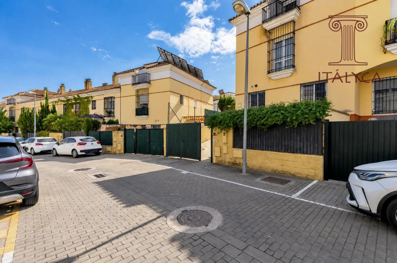 Casa aparellada amb terrassa en venda a Avenida Avenida Clara Campoamor, imagen 22