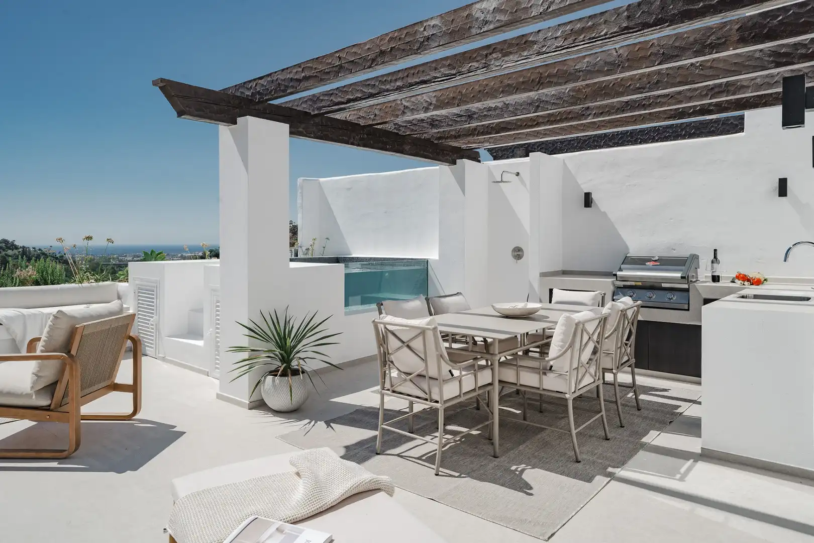 Penthouse mit Pool zum Verkauf in Benahavís pueblo