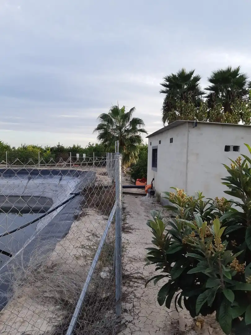 Casa rústica amb jardí en venda a San Miguel de Salinas, imagen 3