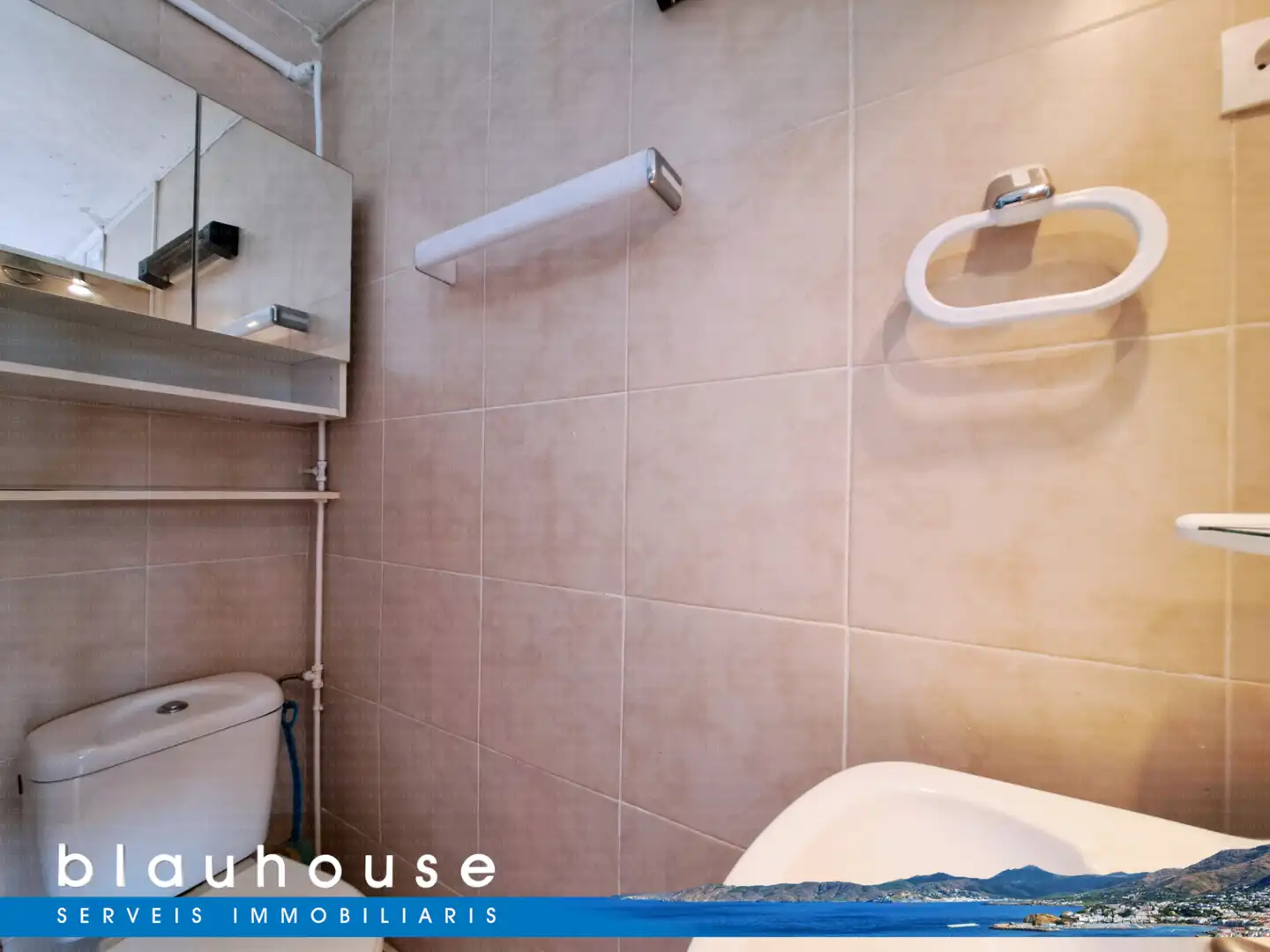 Baño de Apartamento en venta en Llançà con Terraza